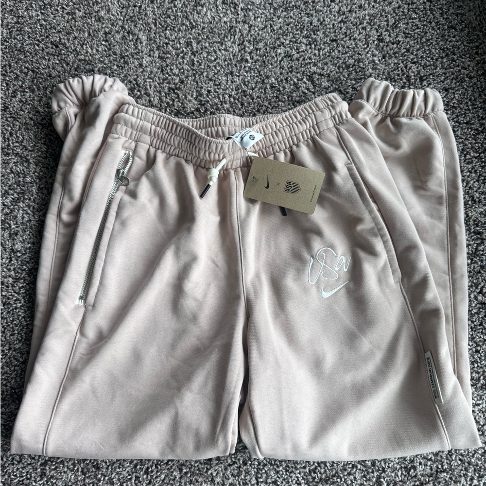 Nike women’s  Light Pink Jogger Pants